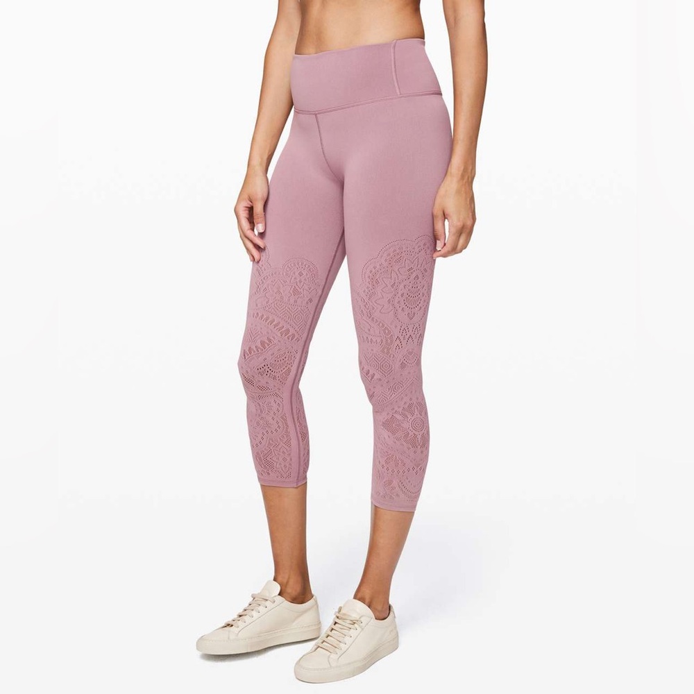 Lululemon Reveal Crop *Zen Expression